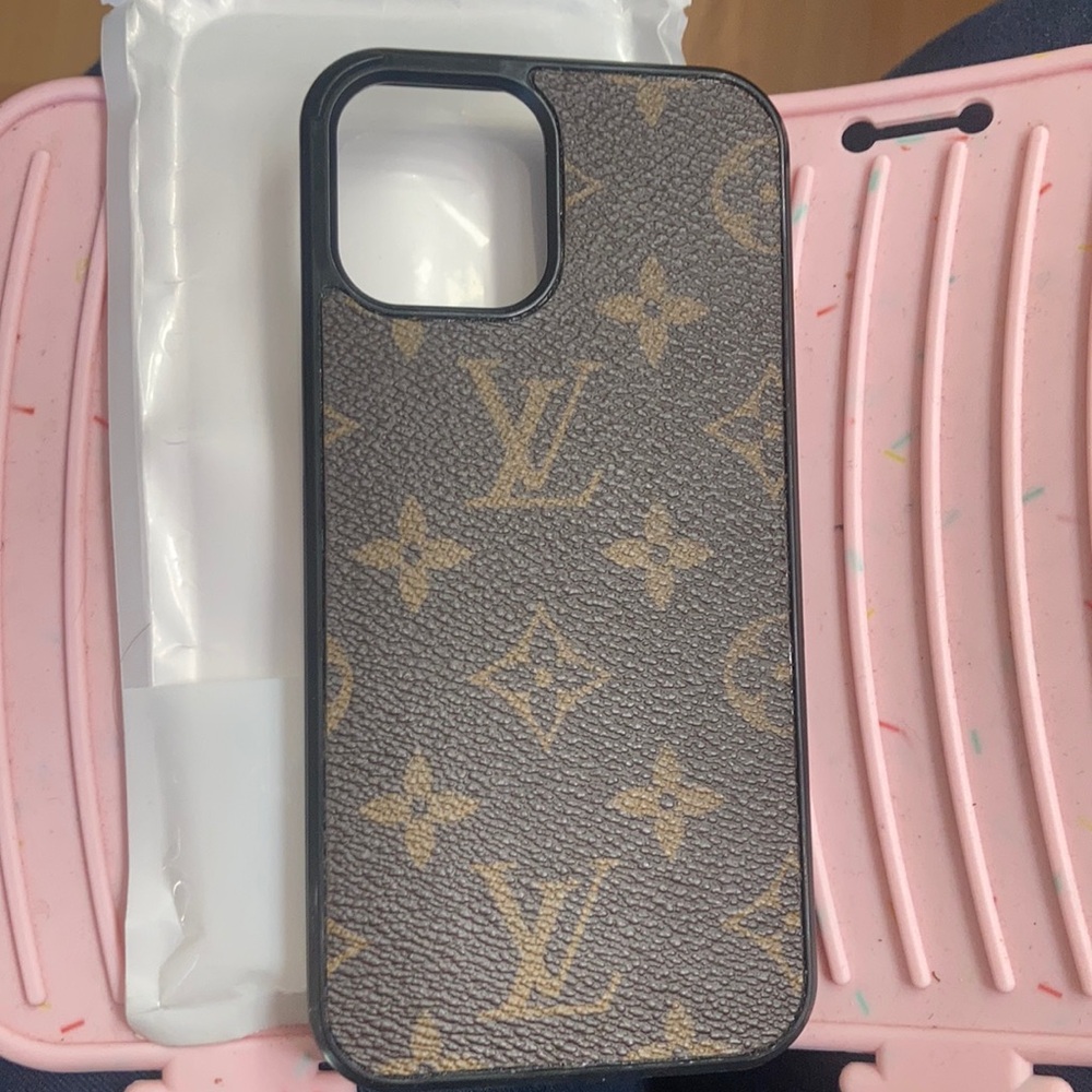 iPhone case 12 plus